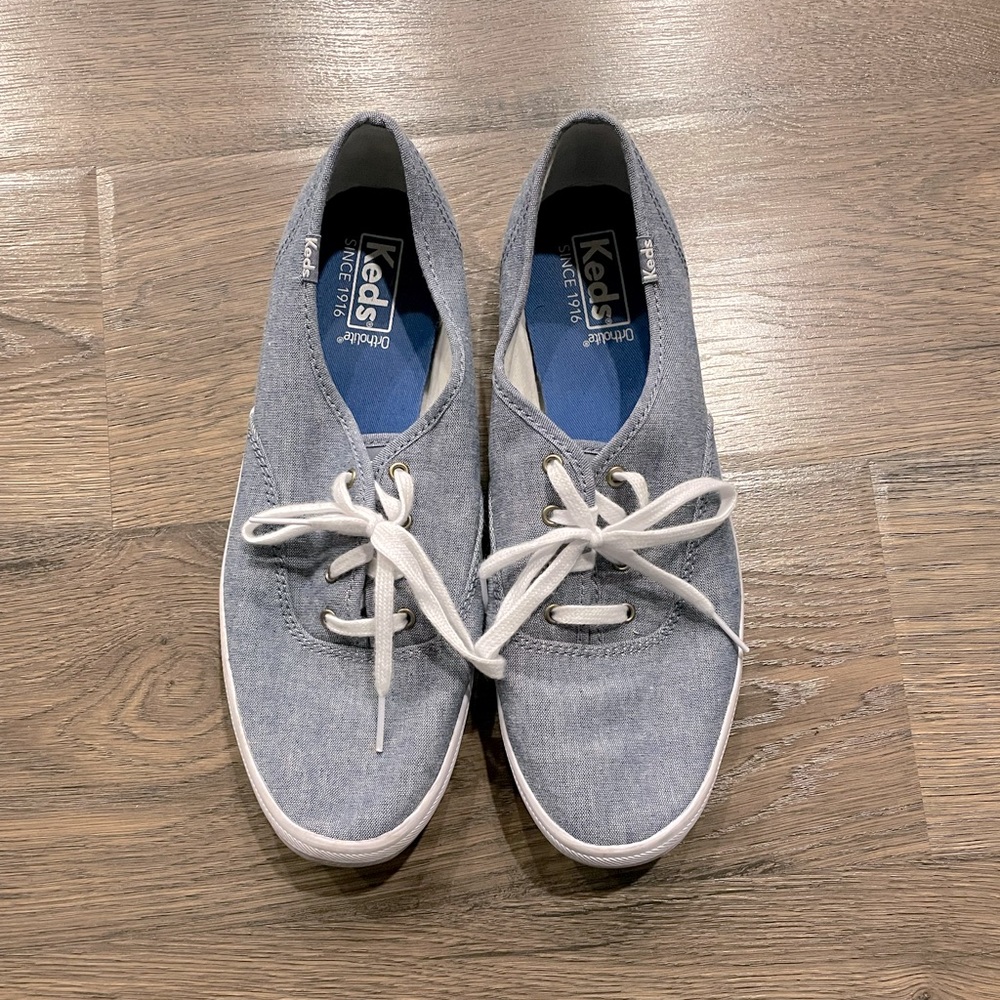 Keds Womens Champion Sneakers - Size 9